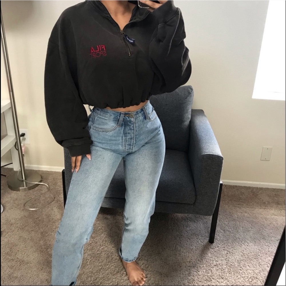 VINTAGE CUSTOM FILA CROPPED PULLOVER